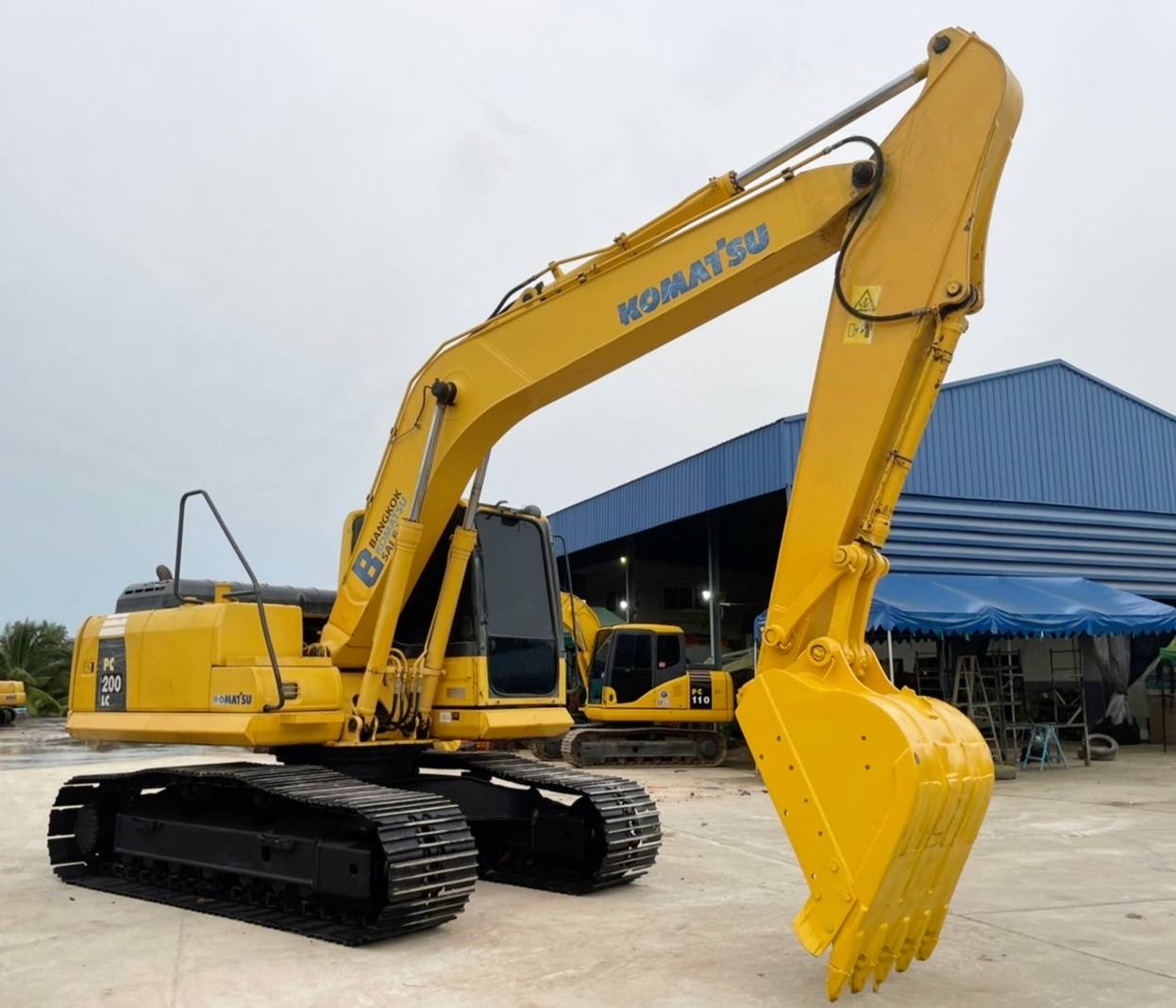 ขาย 950,000 KOMATSU pc 160-8 ไฟฟ้าครบ เครื่องดี ปั้มแรง เองแน่น ช่วงล่างสวย รถพร้อมใช้งาน เอกสารแจ้งจำหน่าย 
สนใจติดต่อได้ครับ
090-772-3710
090-772-3708