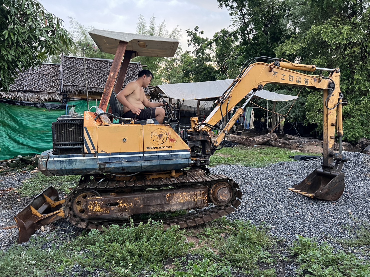 ขาย 195,000 KOMATSU pc 30-5 เครื่องดี ปั้มแรง เอวแน่น ช่วงล่างดี รถพร้อมใช้งาน
สนใจติดต่อได้ครับ
090-772-3710
090-772-3708