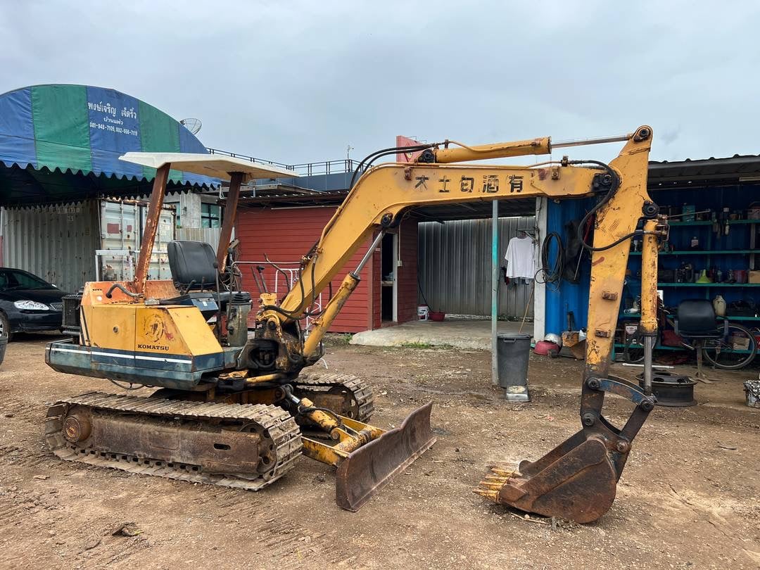 ขาย 120,000 KOMATSU pc 30-5 เครื่องดี ปั้มแรง เอวแน่น