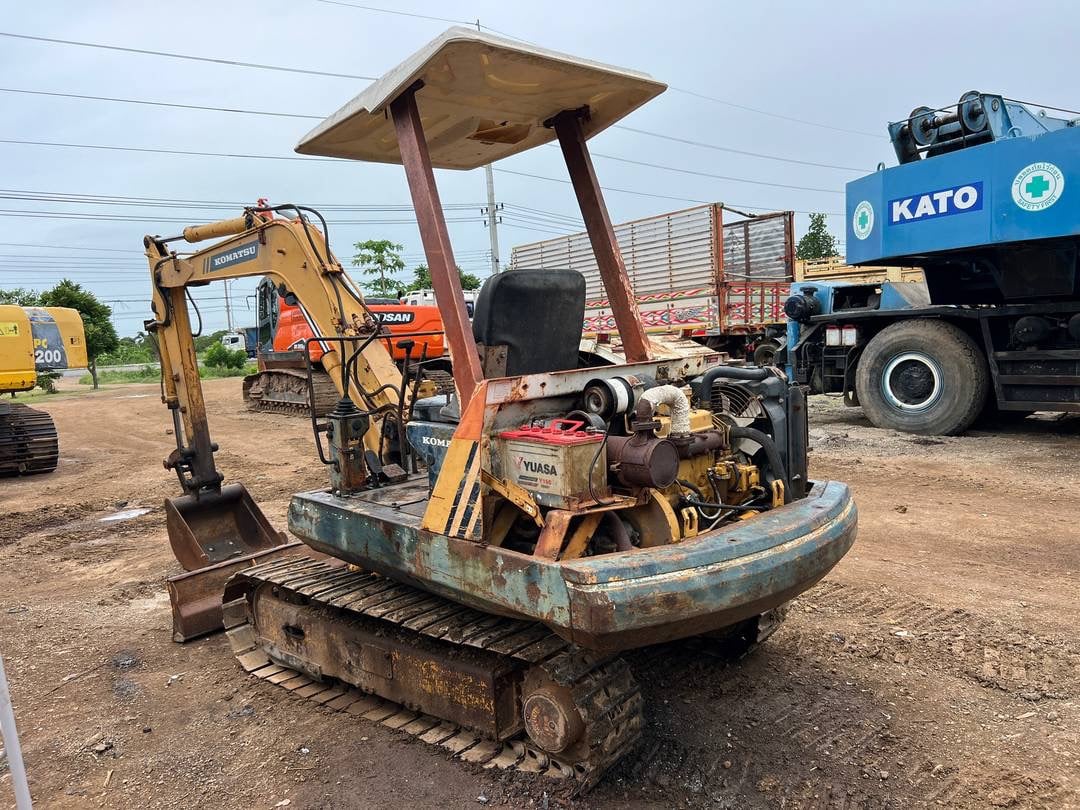 ขาย 120,000 KOMATSU pc 30-5 เครื่องดี ปั้มแรง เอวแน่น