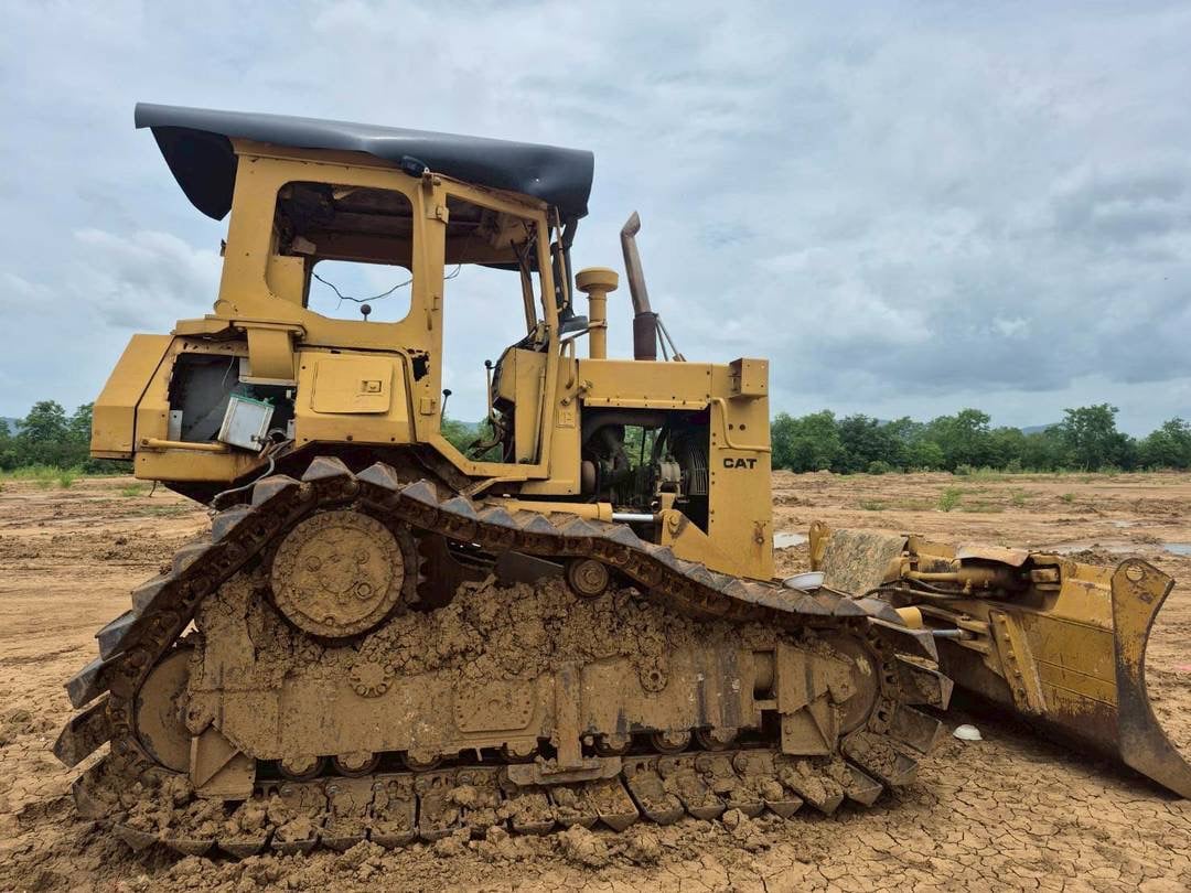 ขาย 295,000 รถแทนคเตอร์ CAT D 4 H ตีนเป็ด เครื่องดี เกียร์แรง