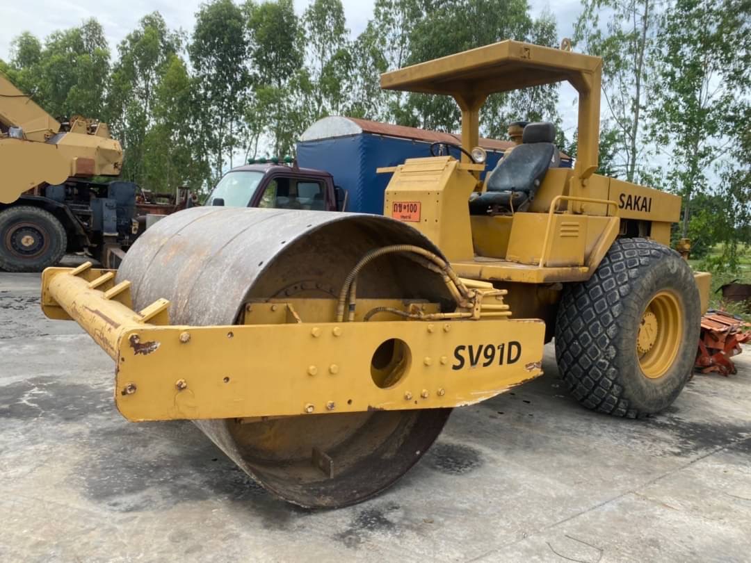 ขาย 850,000 รถบดสั่นสะเทือน 2 เพลา 2 เปลือก หนามหุ้มเรียบ SAKAI SV 91 เล่มทะเบียน เครื่อง ISUZU แรงดี เกียร์แรง เอวแน่น ปั้มสั่นแรง รถสวยพร้อมใช้งานเล่มทะเบียนพร้อมโอนสนใจติดต่อ ขาย 850,000 รถบดสั่นสะเทือน 2 เพลา 2 เปลือก หนามหุ้มเรียบ SAKAI SV 91 เล่มทะเบียน เครื่อง ISUZU แรงดี เกียร์แรง เอวแน่น ปั้มสั่นแรง รถสวยพร้อมใช้งานเล่มทะเบียนพร้อมโอนสนใจติดต่อ