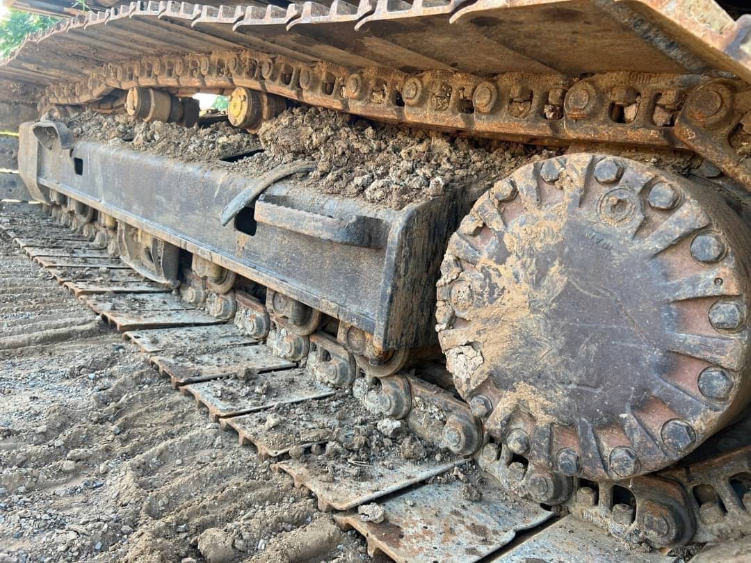 ขาย 750,000 CAT 320 c เล่มทะเบียน ไฟฟ้าครบ เครื่องดี ปั้มแรง เอวแน่น ช่วงล่างเต็ม รถพร้อมใช้งาน เล่มทะเบียนพร้อมโอน เงินสด จัดไฟแน้น ใช้เงินน้อยปรึกษาเรา 
รถอยู่ ปทุมธานี สามโคก
090-772-3710
090-772-3708