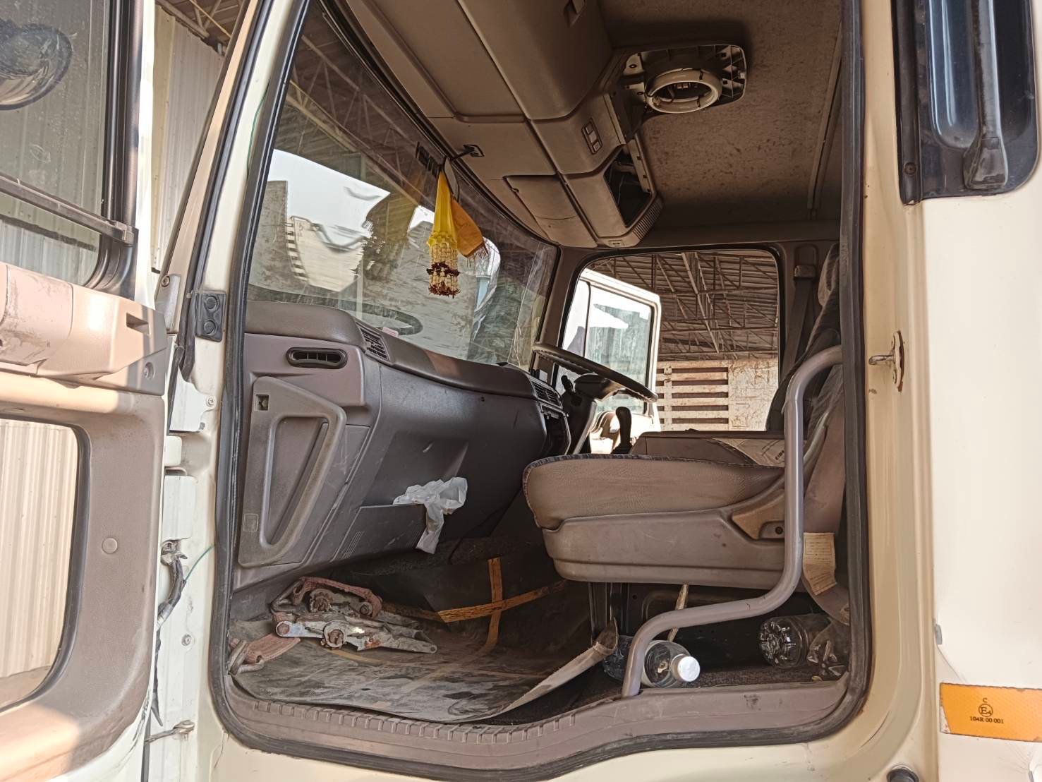 ขาย 750,000 รถสิบล้อติดเครน 5 ตัน HINO PROFAI เครื่อง K13D