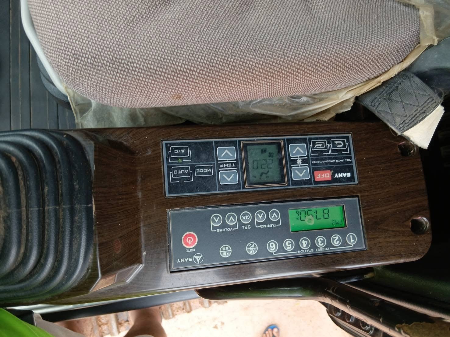 ขาย 1,000,000 SANY SY135C 4,500 ชม. ไฟฟ้าครบ เครื่องดี ปั้มแรง