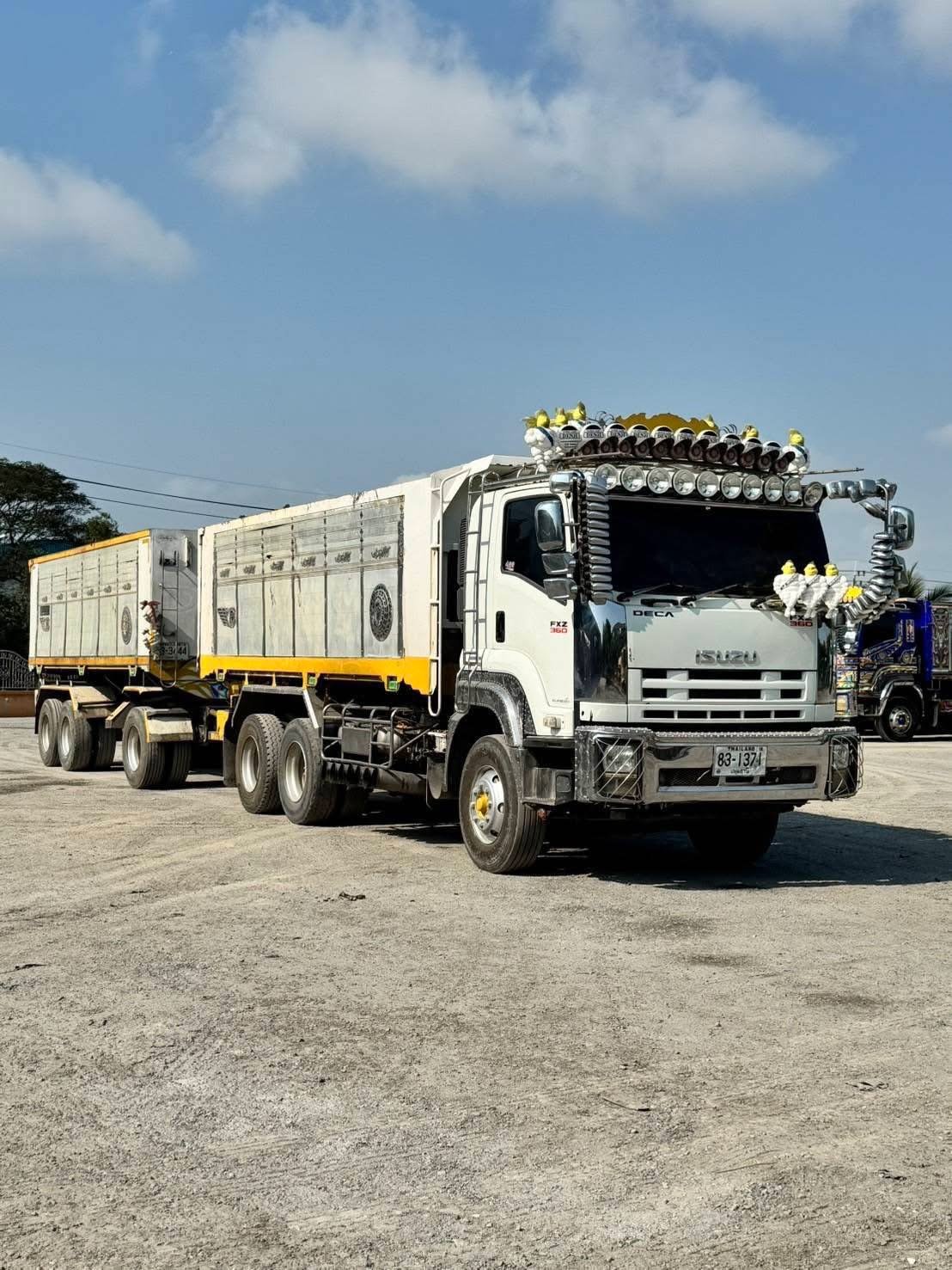 #ขาย 1,590,000 รถสิบล้อพ่วงแม่ลูกดั้ม ISUZU 360 ปี 59 ลูก 3 เพลา