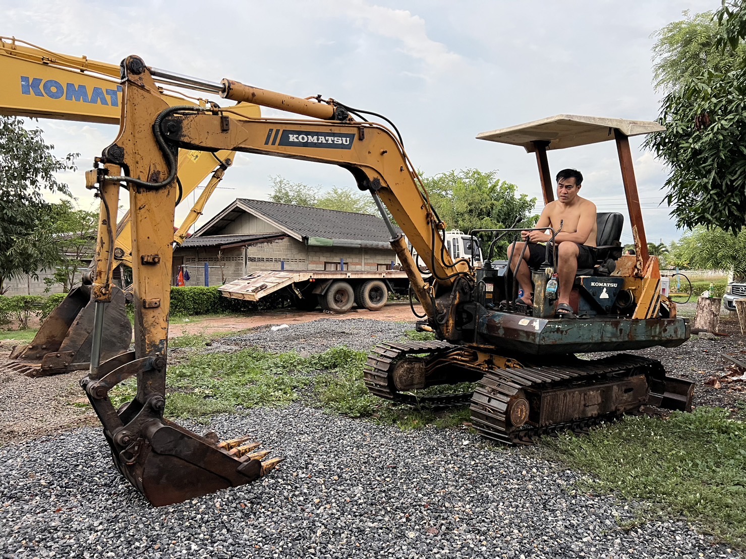 ขาย 195,000 KOMATSU pc 30-5 เครื่องดี ปั้มแรง เอวแน่น ช่วงล่างดี รถพร้อมใช้งาน
สนใจติดต่อได้ครับ
090-772-3710
090-772-3708 ขาย 195,000 KOMATSU pc 30-5 เครื่องดี ปั้มแรง เอวแน่น ช่วงล่างดี รถพร้อมใช้งาน
สนใจติดต่อได้ครับ
090-772-3710
090-772-3708