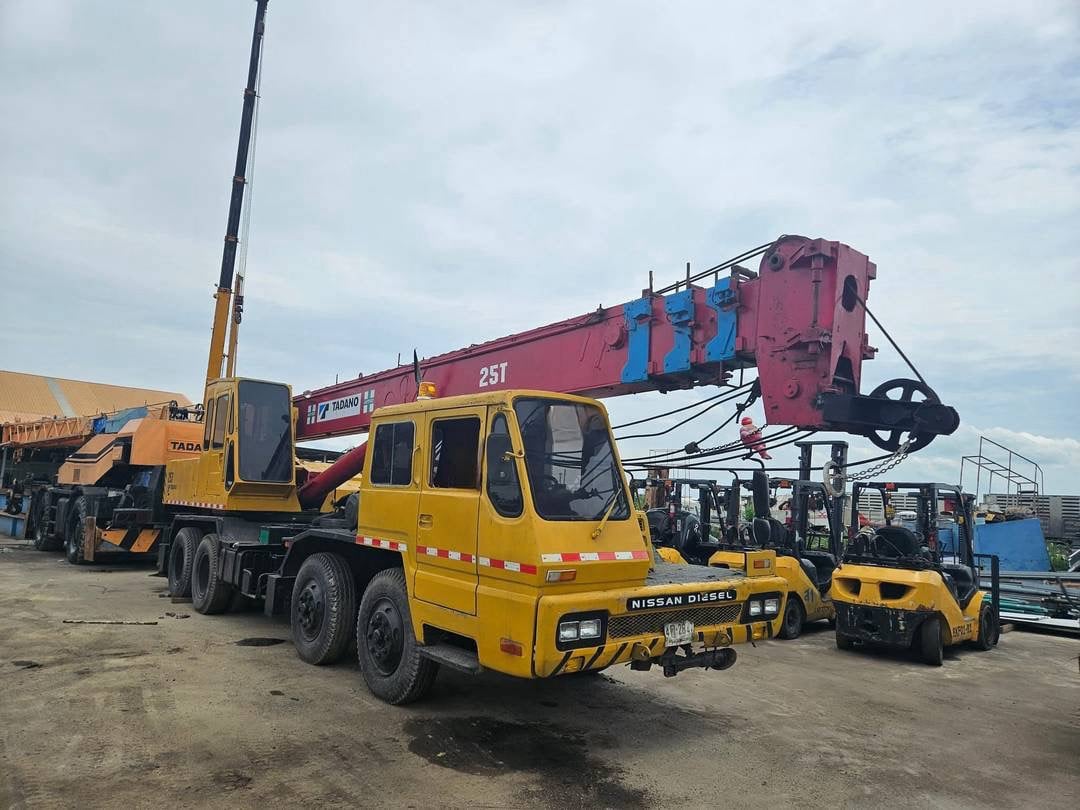 ขาย 685,000 รถเครน 12 ล้อ TADANO TL251 25ตัน ปั้ม 3 ตอน เครื่องดี