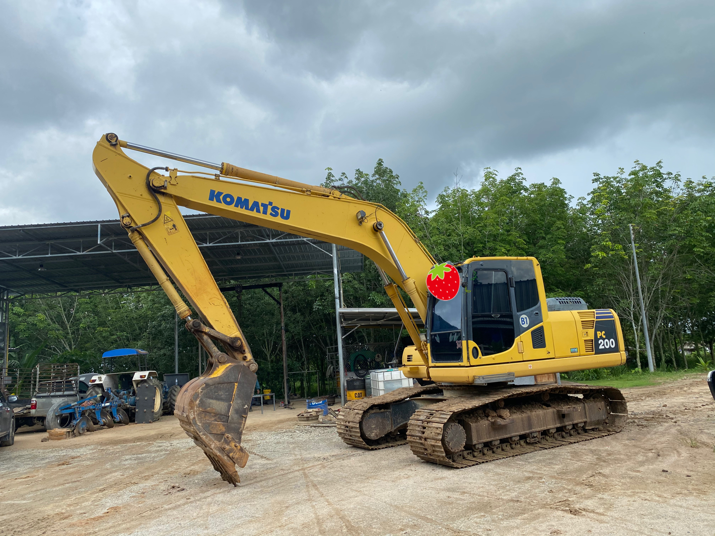 KOMATSU PC200-8 เล่มทะเบียน KOMATSU PC200-8 เล่มทะเบียน