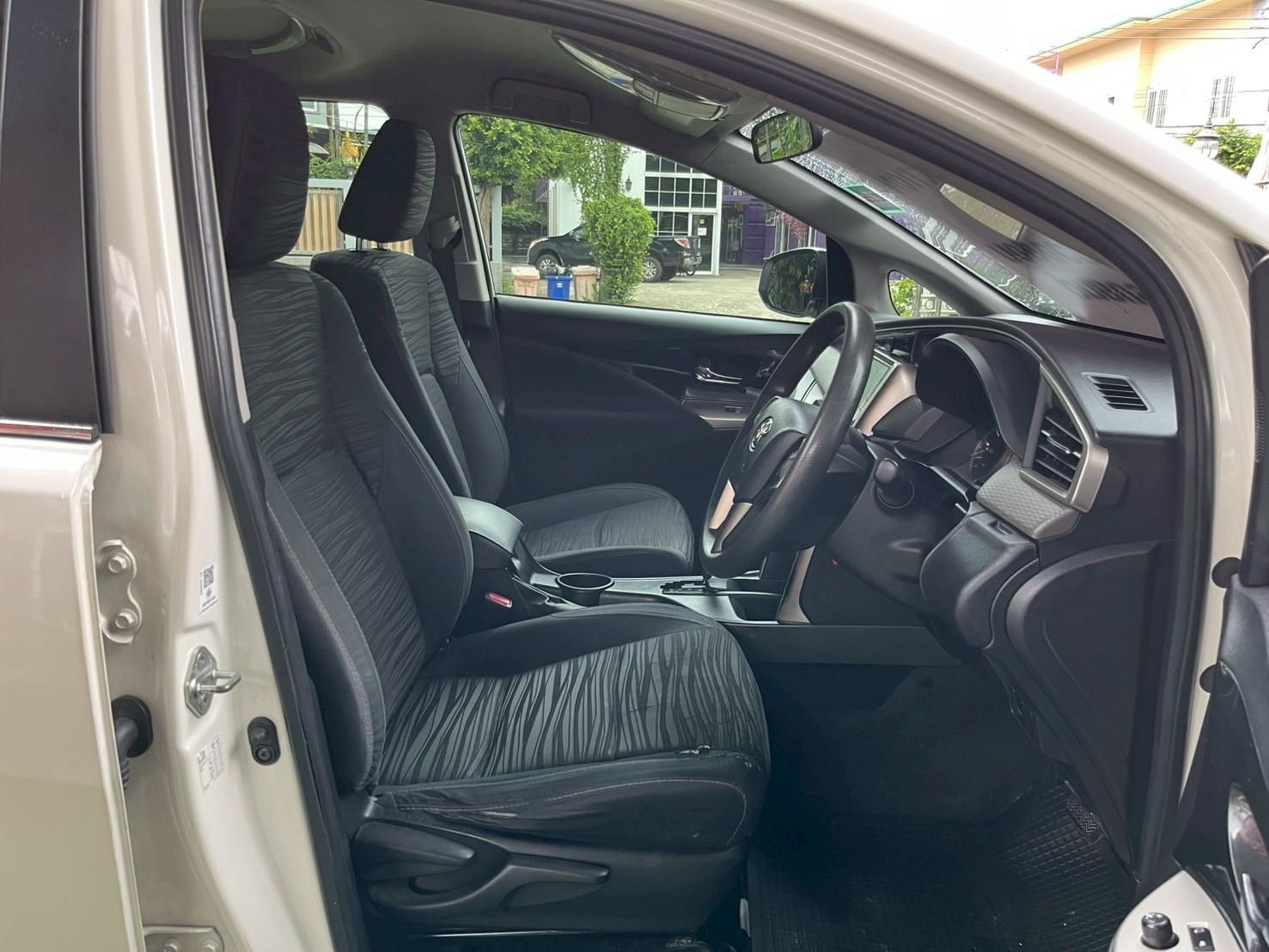 #7ที่นั่ง #เบาะ3แถว #Toyota Innova Crysta 2.8 6AT ปี 2021
