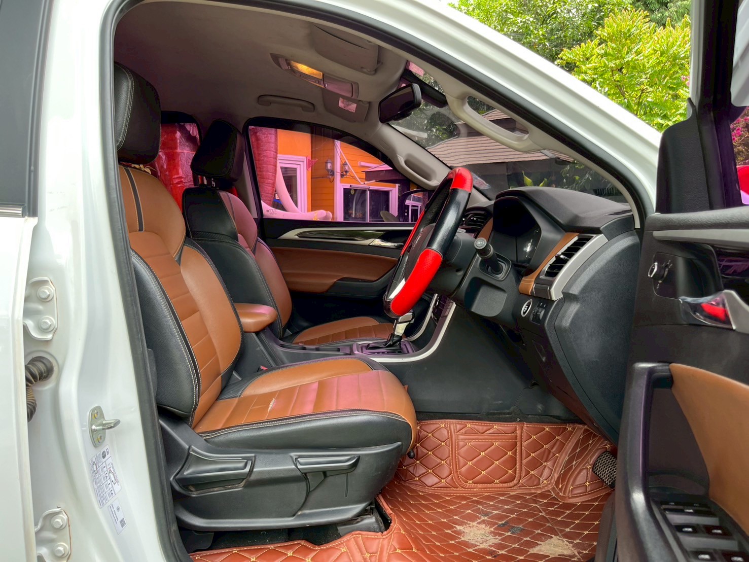 MG Extender 4 ประตู 2.0 GRAND X ปี 2022 เกียร์ออโต้ MG Extender 4 ประตู 2.0 GRAND X ปี 2022 เกียร์ออโต้