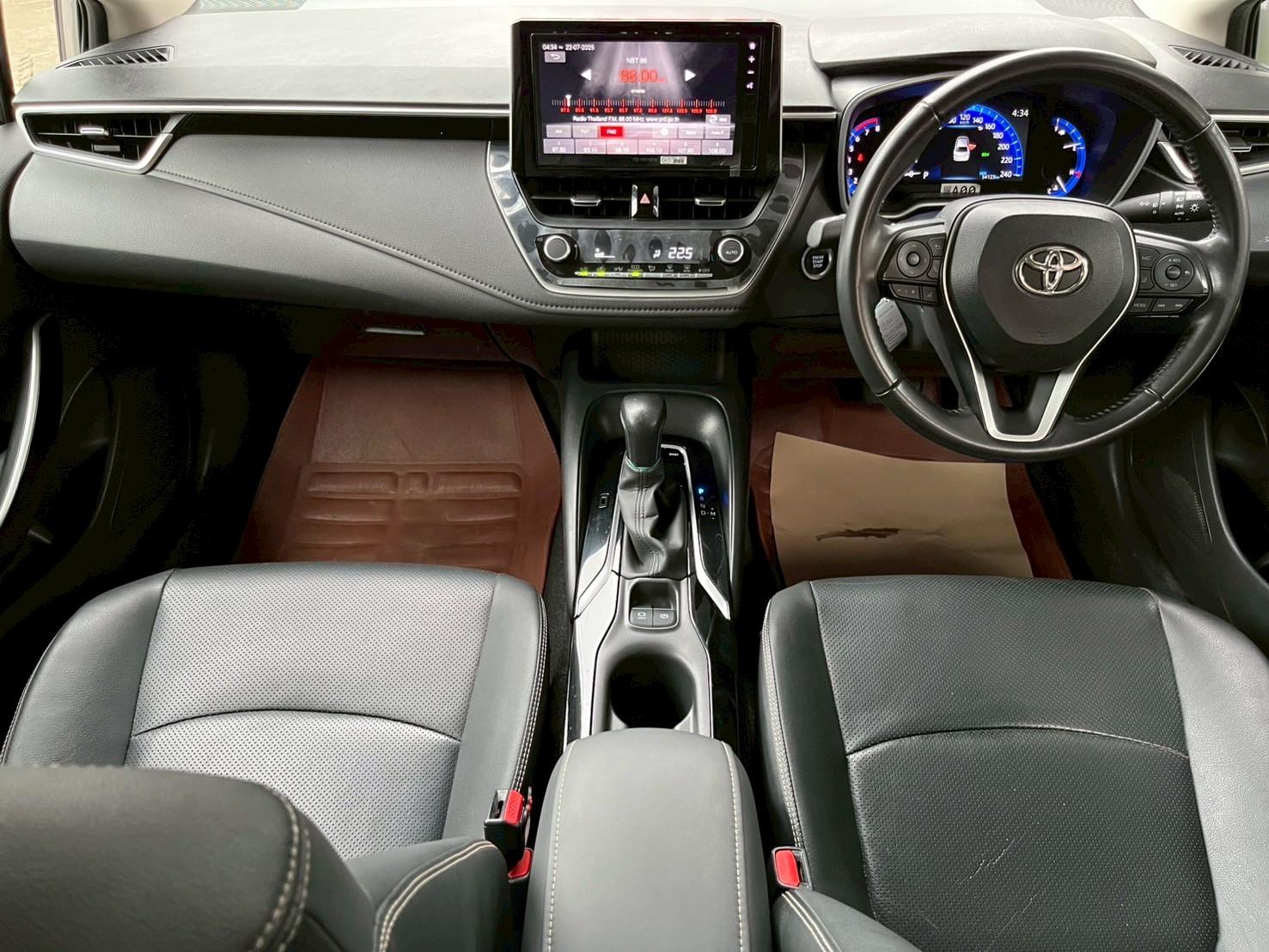 Toyota Corolla Altis 1.8 Sport ปี 2025