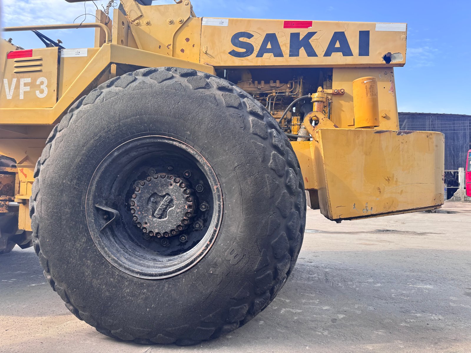 รถบด SAKAI รุ่น SV91D ปี 2549 10ตัน รถบด SAKAI รุ่น SV91D ปี 2549 10ตัน