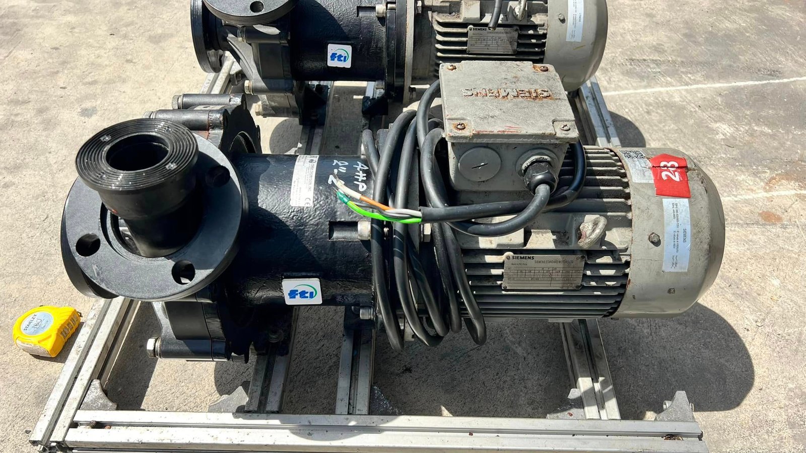 ปั้มน้ำเคมี FINISH THOMPSON USA Model : DB22V-FF-16-05-SI ขนาด 4 HP 2”- 2” Max Press : 90 psi 380V