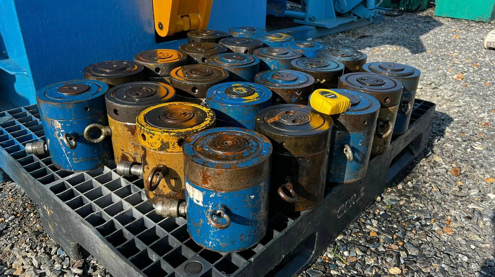 แม่แรงกระปุก100ตัน(Hydraulic Bottle Jack) ขนาด 100 ton แม่แรงกระปุก100ตัน(Hydraulic Bottle Jack) ขนาด 100 ton