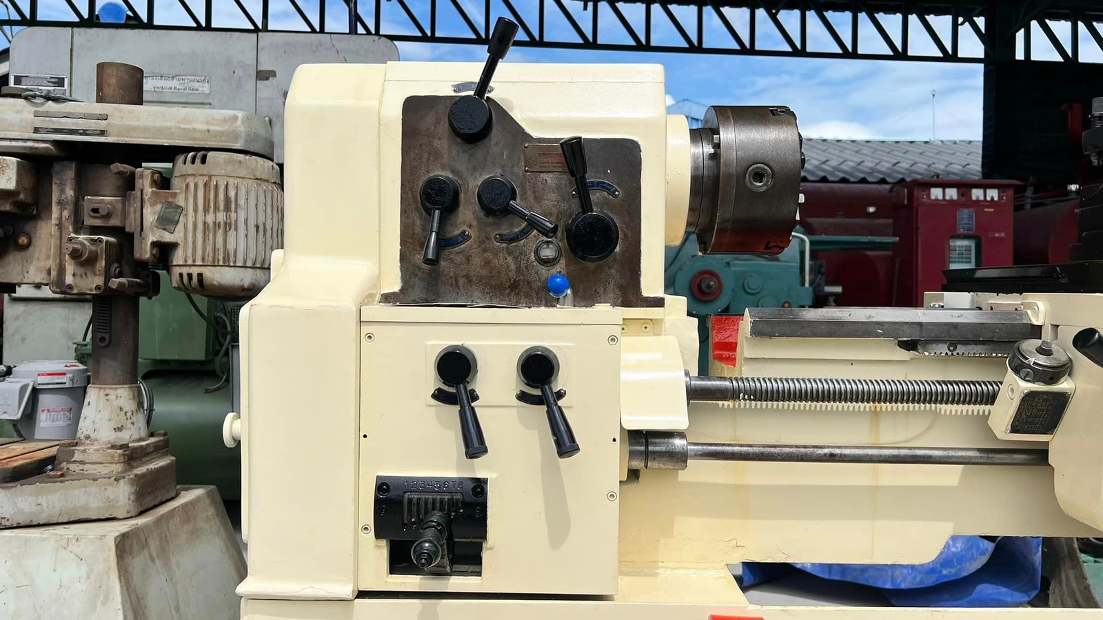 เครื่องกลึงแยม Y A M ขนาด 4 ฟุต 350 x 750 mm 380V