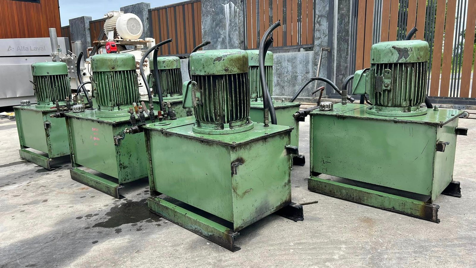 ชุดต้นกำลังปั้มน้ำมันไฮดรอลิค(PowerUnit)ขนาด 5 HP 6 P 380V ชุดต้นกำลังปั้มน้ำมันไฮดรอลิค(PowerUnit)ขนาด 5 HP 6 P 380V