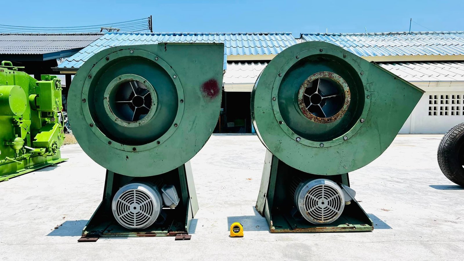 โบลเวอร์ดูดเป่าระบายอากาศ ขนาด 10 HP ใบพัดตรงแบบอลูมิเนียม โต 50 cm (20”) มอเตอร์ Mitsubishi 10 HP 380V