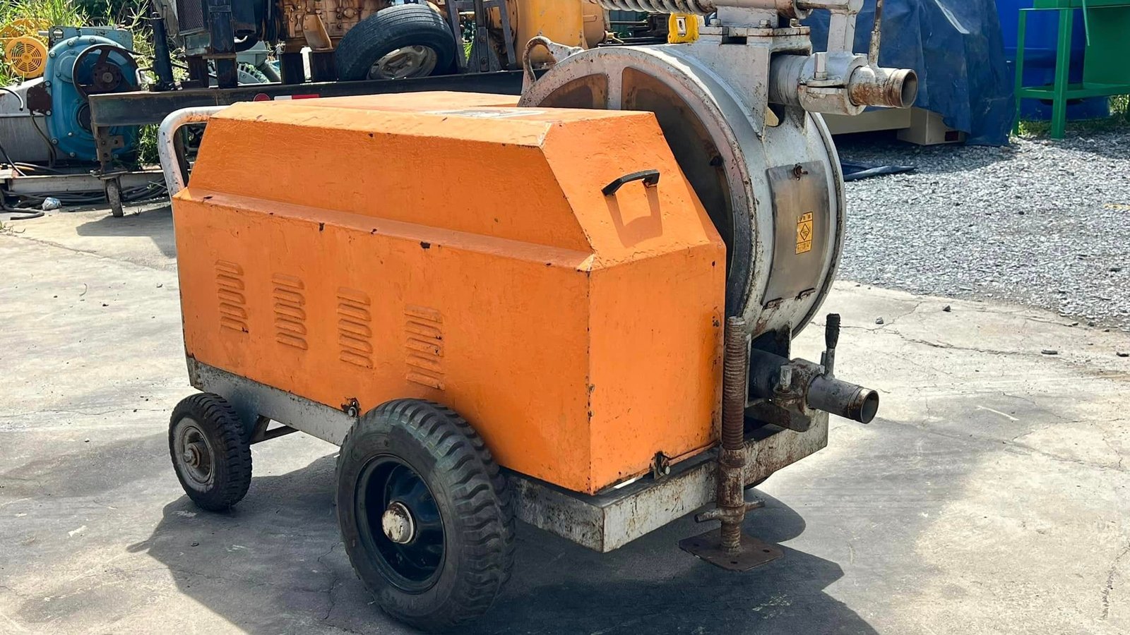 ปั้มดูดโคลนเลนสิ่งปฎิกูลงานเก่าญี่ปุ่นJAPAN ขนาดท่อ 2" มอเตอร์  7.5 HP380V