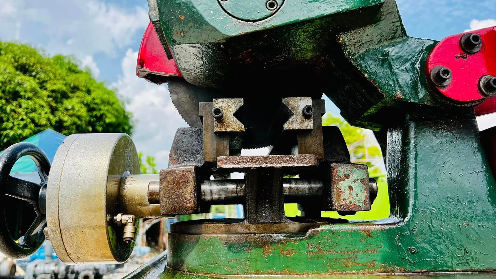 เครื่องตัดเหล็กแป้ปเหล็กเพลา(COLD_SAW) CIRCULAR COLD SAW ระบบไฟ 380V