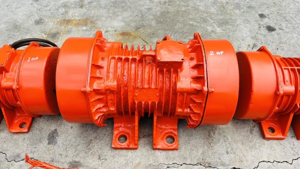มอเตอร์สั่นเขย่า(Vibrating) ขนาด 1.4 - 2 HP ระบบไฟ 380V