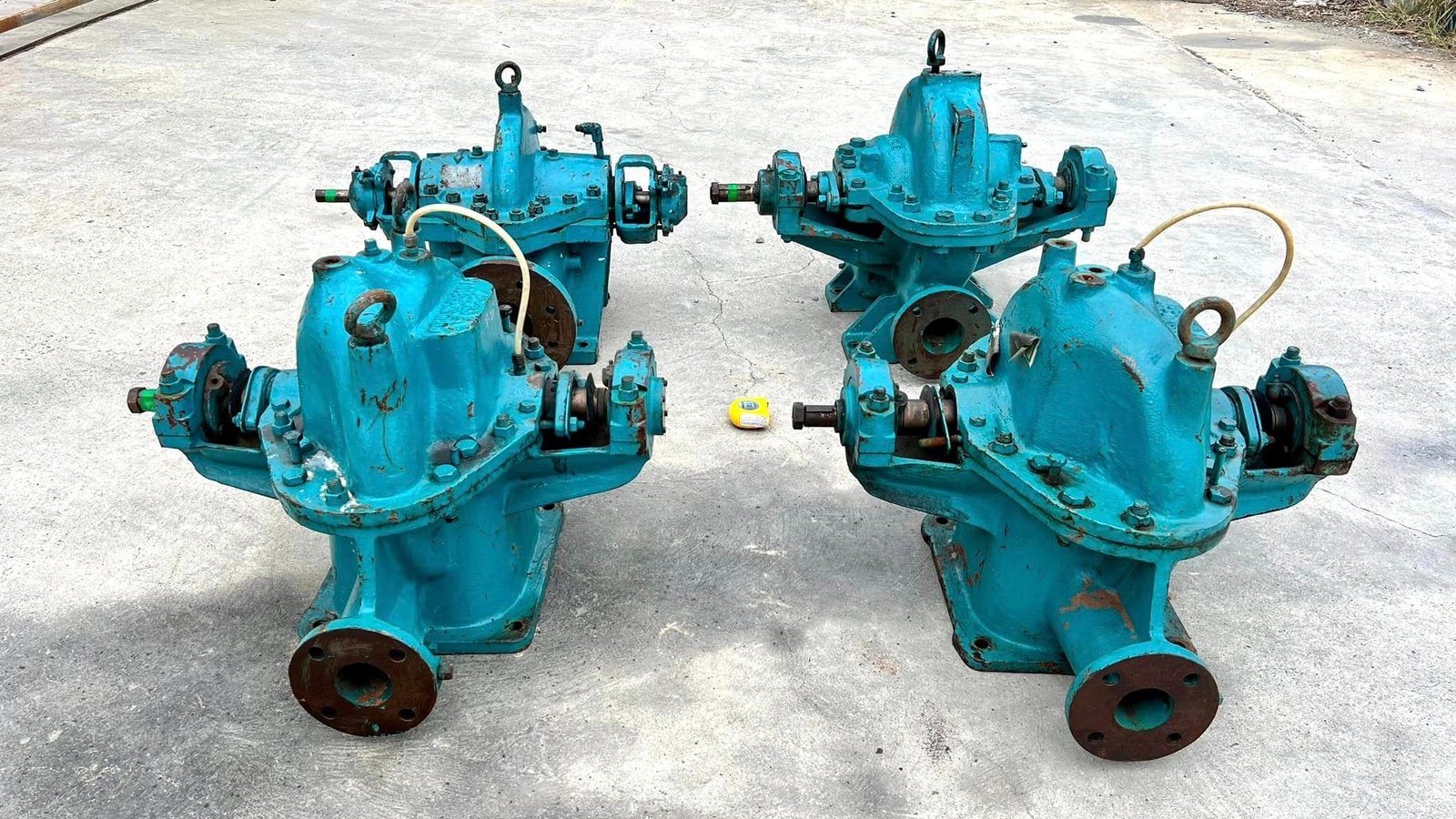 เหลือ 2 ตัว 
หัวปั้มน้ำสปริทเคส(SplitcasePump) ของใหม่เก็บสแปยังไม่ได้ใช้งาน  เข้ามา 4 ตัว