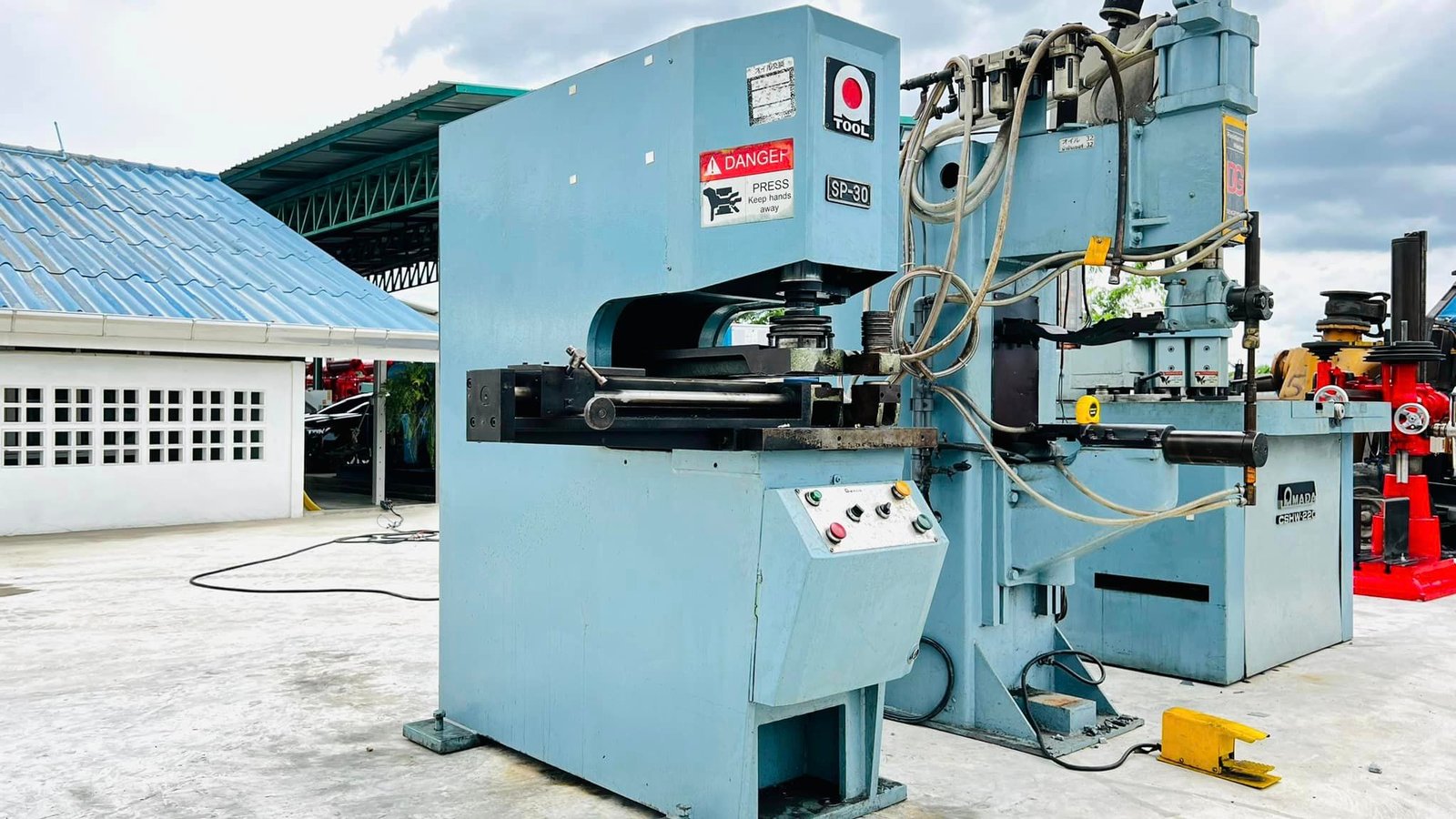 เครื่องจักรงานญี่ปุ่น AMADA & DENGENSHA Made in JAPAN ระบบไฟ 200V