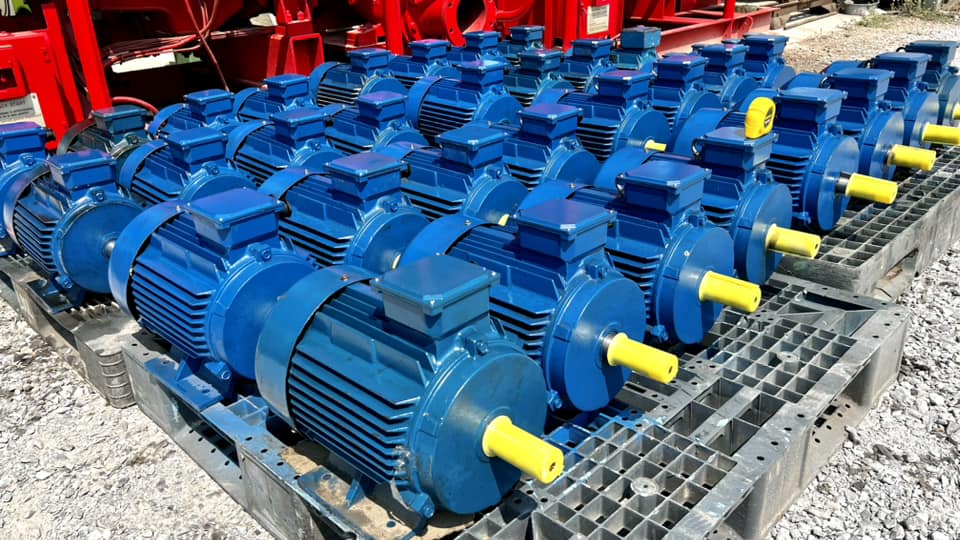 ของใหม่เก็บสแปยังไม่ได้ใช้งาน มอเตอร์ไฟฟ้ากำลัง SANUN INDUCTION MOTOR ขนาด 7.5 HP 1440 RPM 380 660 ของใหม่เก็บสแปยังไม่ได้ใช้งาน มอเตอร์ไฟฟ้ากำลัง SANUN INDUCTION MOTOR ขนาด 7.5 HP 1440 RPM 380 660
