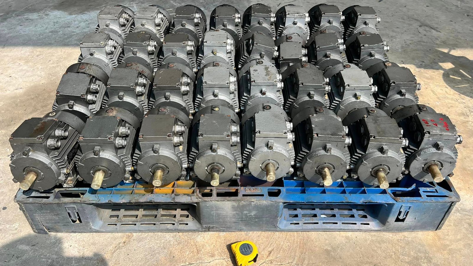 มอเตอรไฟฟ้ากำลังยุโรปของใหม่เก็บสแปร์ ELEKTRIM MOTOR POLAND ขนาด 1 HP 1400 RPM 380V ของใหม่เก่าเก็บ