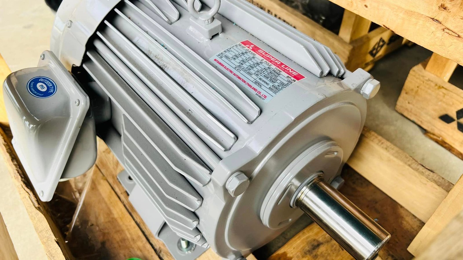 มอเตอร์ไฟฟ้ากำลังของใหม่เก็บสแปMitsubishiขนาด 10 HP  2 P 2900 RPM  380V