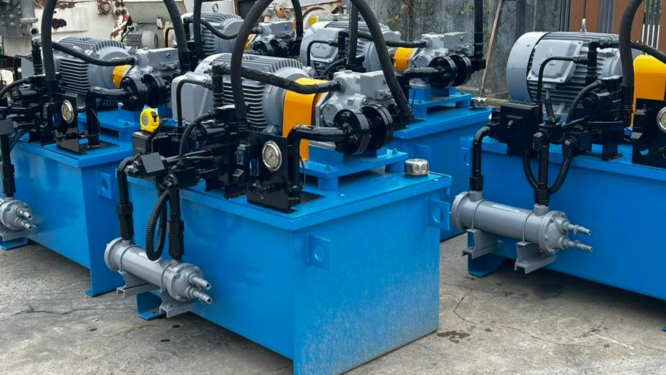 ชุดต้นกำลังปั้มน้ำมันไฮดรอลิค(PowerUnit)YUKEN PUMP JAPANขนาด 15 HP Press : 160 bar ถังพักบรรจุ 230 L ชุดต้นกำลังปั้มน้ำมันไฮดรอลิค(PowerUnit)YUKEN PUMP JAPANขนาด 15 HP Press : 160 bar ถังพักบรรจุ 230 L