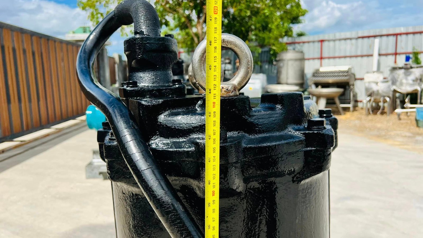 ปั้มจุ่มแช่ไดโว่(Submersible)JEIL SUBMERSIBLE PUMPขนาด 40 HP  ท่อ 12"  Q : 720 m3:h  H : 9 m  ระบบไฟ 380V