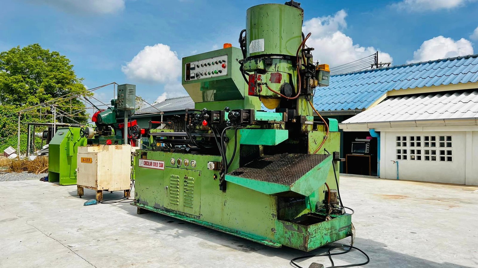 ครื่องตัดเหล็กแป้ปเหล็กเพลา(COLD_SAW) CIRCULAR COLD SAW ระบบไฟ 380V สภาพสวยพร้อมใช้