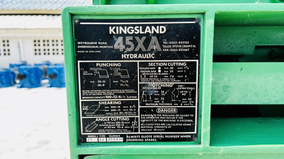 เครื่องตัดเหล็กอเนกประสงค์UNIVERSAL KINGSLAND ENGLAND Type : 45XA HYDRAULIC ระบบไฮดรอลิค 45 ton ตัดแผ่น  ฉาก  บาก  เหลี่ยม  กลม  เจาะรู ระบบไฟ 380V