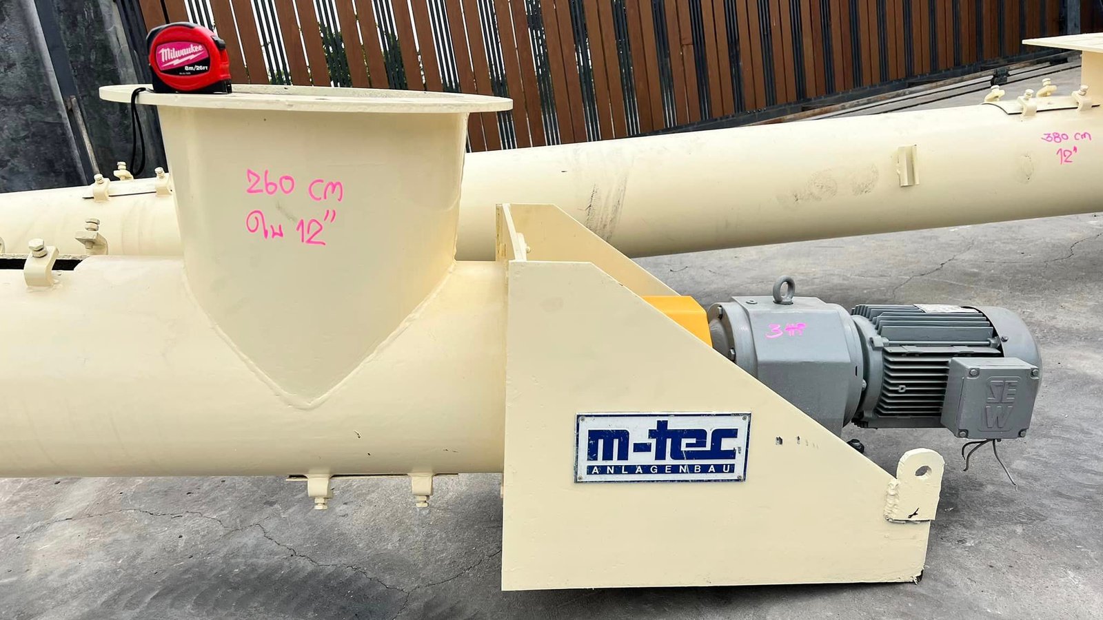 สกรูลำเลียงวัตถุดิบ(ScrewConveyor) M-TEC งานหนาทั้งโครงสร้างและใบสกรูรุ่นงานหนัก งานเดิมลำเลียงวัตถุ