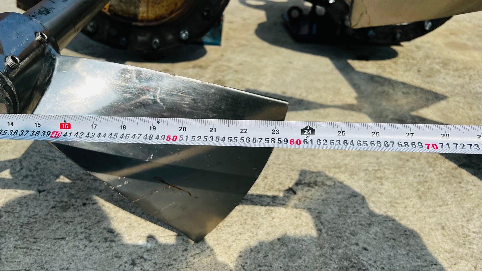 ใบกวนผสมวัสดุสเตนเลส ขนาดความยาวแกน 70 cm ใบโต 60 cm (24") แกน 3" ความยาวรวมบอดี้ 150 cm / ใช้กับมอเ
