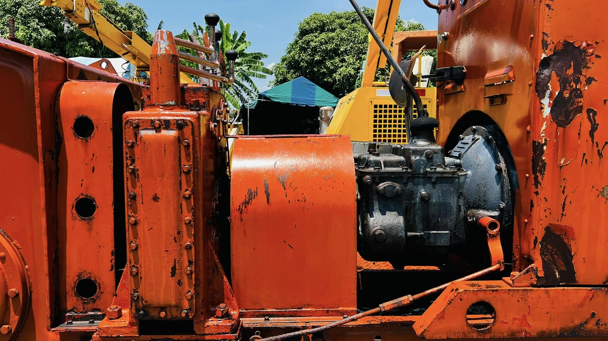 กว้านสลิงเก่าญี่ปุ่น WINCH JK JAPAN รุ่นใหญ่ 3 โรล เครื่องยนต์ดีเซล 6 สูบ กว้านสลิงเก่าญี่ปุ่น WINCH JK JAPAN รุ่นใหญ่ 3 โรล เครื่องยนต์ดีเซล 6 สูบ