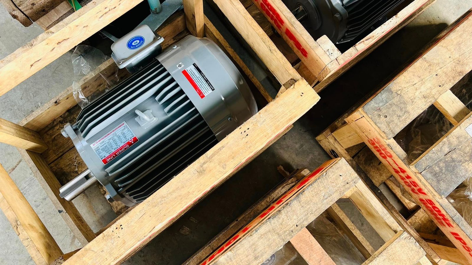 มอเตอร์ไฟฟ้ากำลังของใหม่เก็บสแปMitsubishiขนาด 10 HP  2 P 2900 RPM  380V