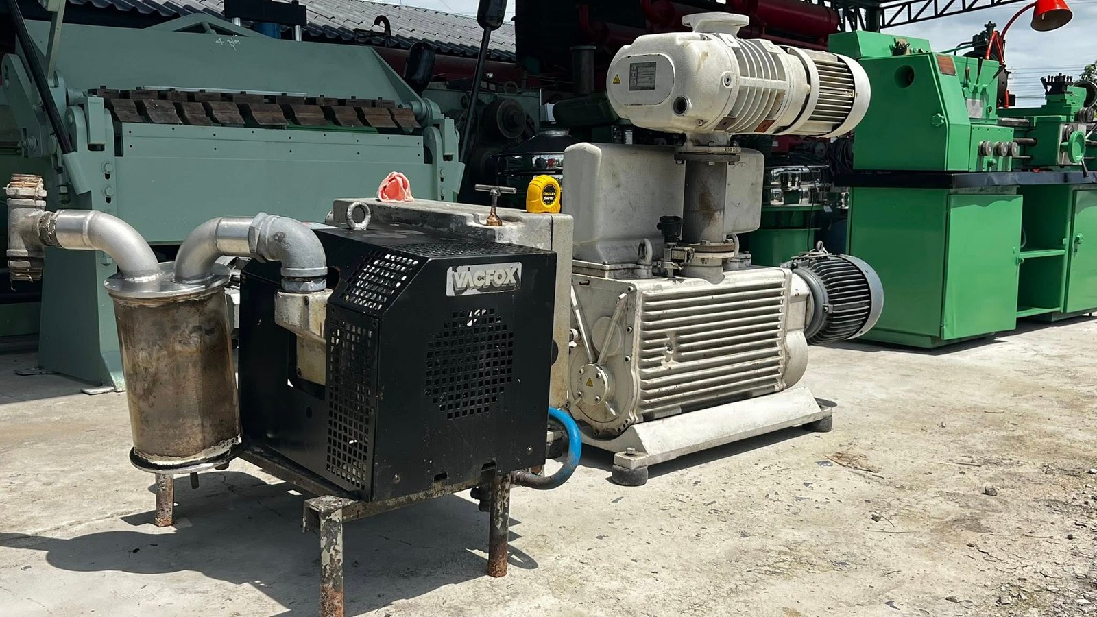 แวคคัมปั้มสุญญากาศ RIETSCHLE THOMAS & LEYBOLD GERMANY 380V แวคคัมปั้มสุญญากาศ RIETSCHLE THOMAS & LEYBOLD GERMANY 380V
