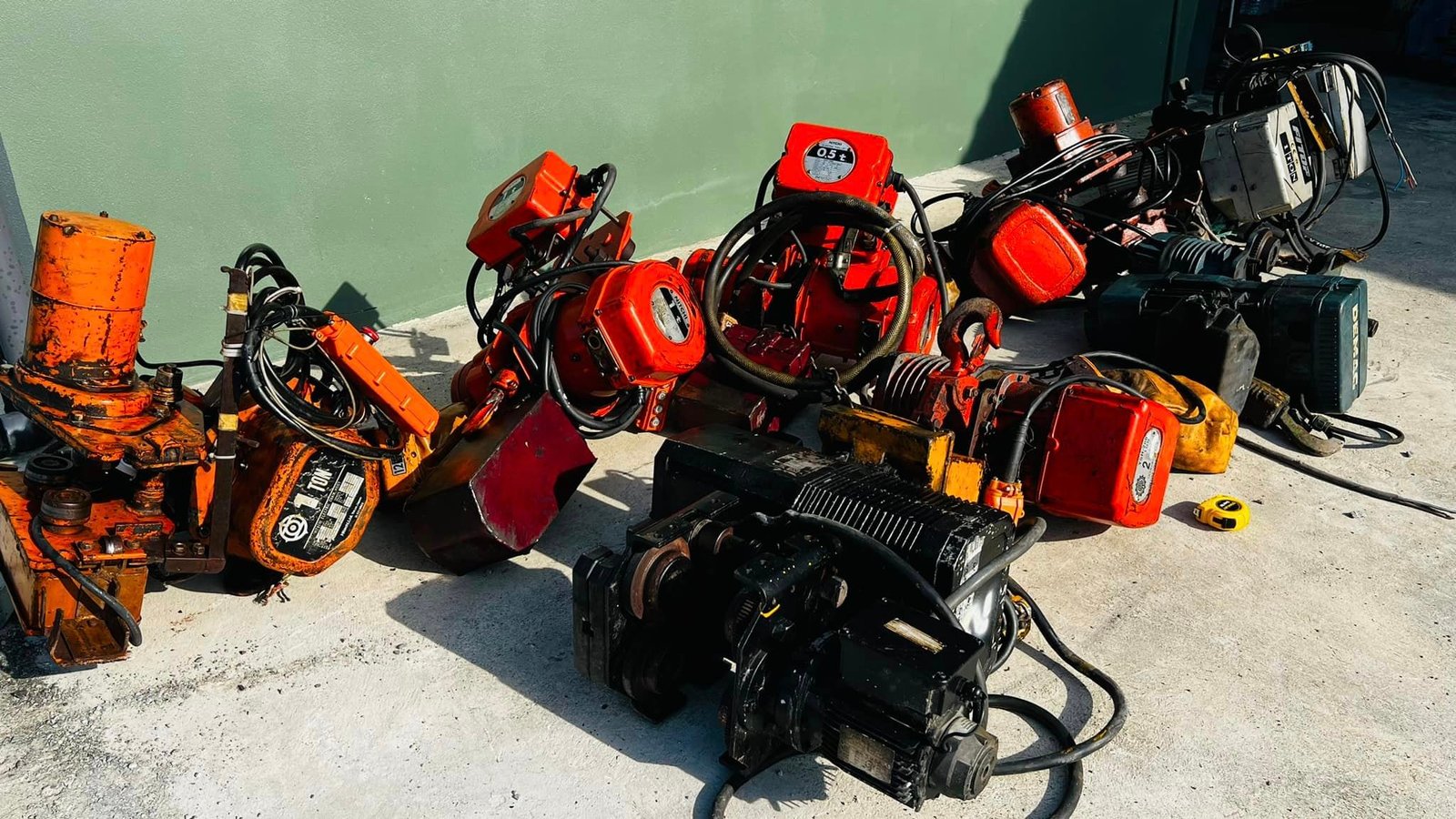 รอกโซ่ไฟฟ้า ขนาด 1000-2000 kg. / 4 ทิศทาง / ระบบไฟ 380V รอกโซ่ไฟฟ้า ขนาด 1000-2000 kg. / 4 ทิศทาง / ระบบไฟ 380V