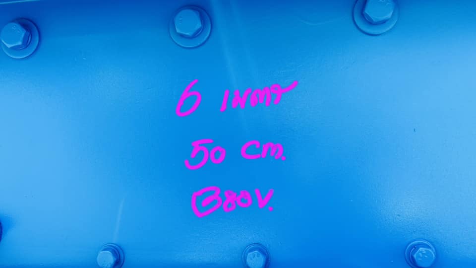 สายพานลำเลียง(CONVEYOR) ขนาดความยาว 6 เมตร สายพานพื้นเรียบหน้ากว้าง 50 cm ระบบมอเตอร์เกียร์ขับเคลื่อน 380V