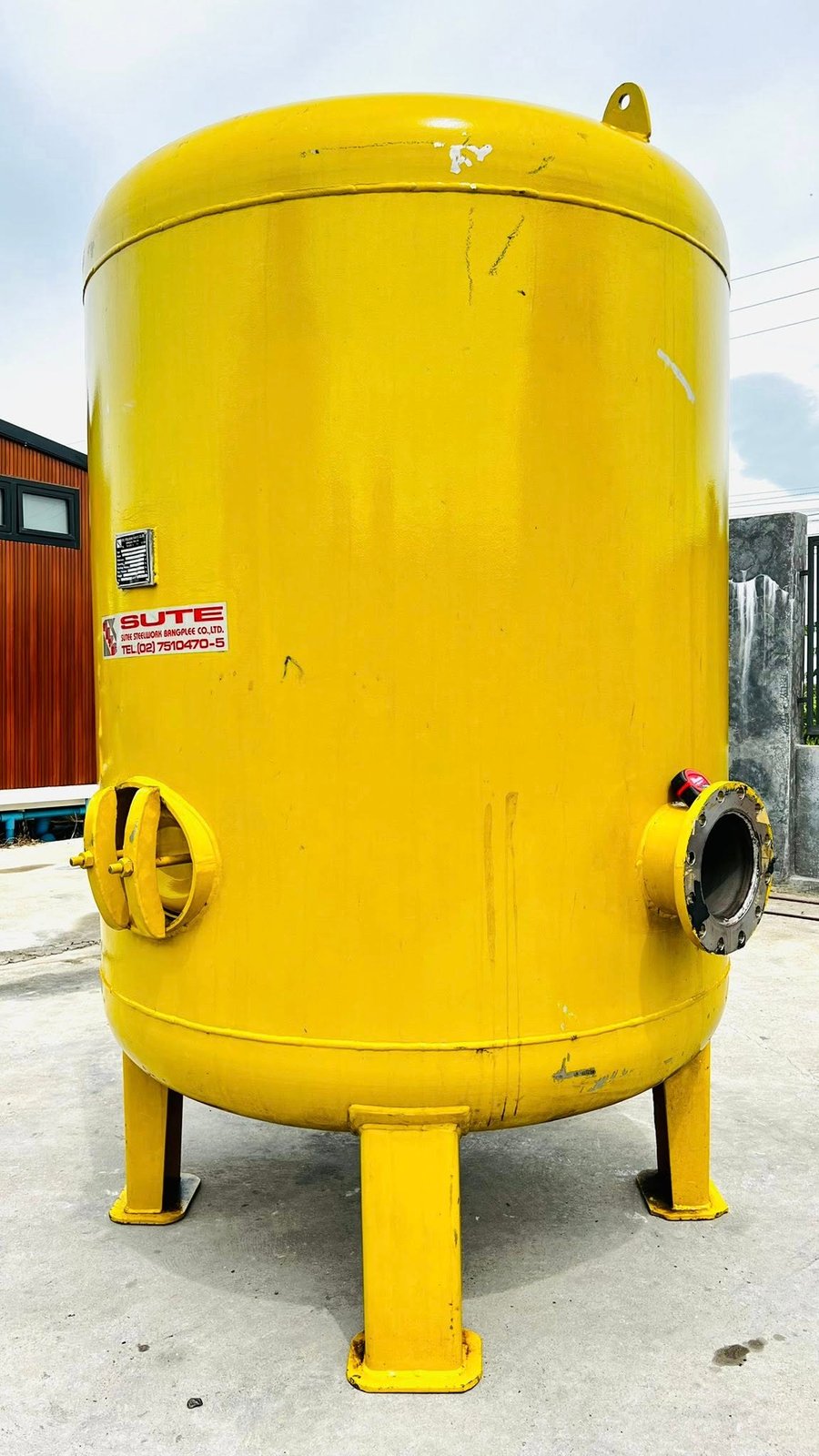 Rare_Item
ถังพักลมงานสแตนเลส ขนาด 3000 ลิตร  Dimension 1500 x 2400 x 8 mm งานสเตนเลสหนาแข็งแรง สภาพสวยหายากมีมาใบเดียว