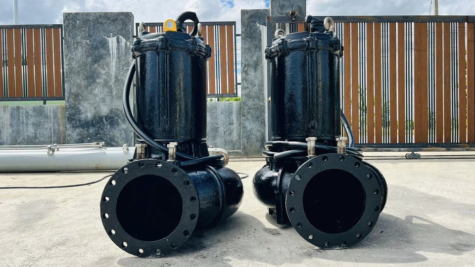 ปั้มจุ่มแช่ไดโว่(Submersible)JEIL SUBMERSIBLE PUMPขนาด 40 HP  ท่อ 12"  Q : 720 m3:h  H : 9 m  ระบบไฟ 380V