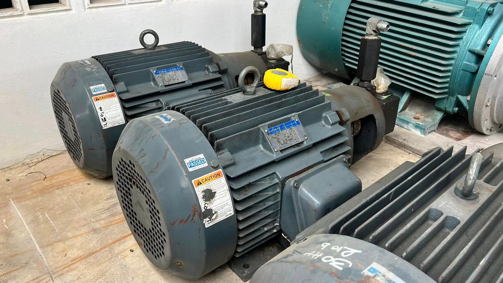 ชุดมอเตอร์ปั้มน้ำมันไฮดรอลิค(VANE_PUMP) YUKEN PUMP  Press : 210 bar  มอเตอร์ 30 HP 380V สภาพสวยพร้อมใช้ เข้ามา 3 ตัว