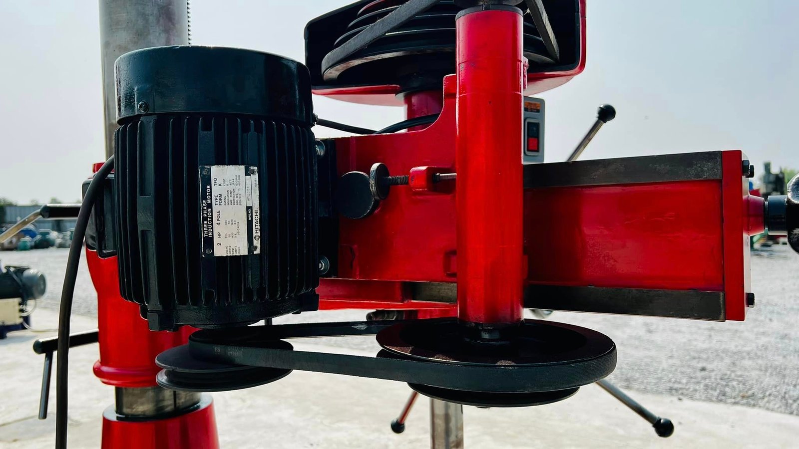 แท่นสว่านเรเดียล(สว่านแดง) แขนรัสมี 600 mm ระบบไฟ 380V