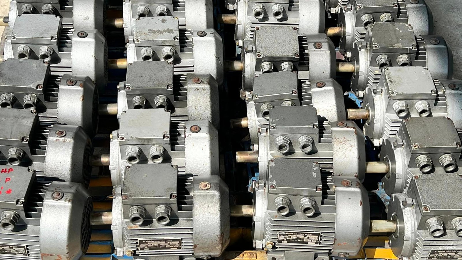 มอเตอรไฟฟ้ากำลังยุโรปของใหม่เก็บสแปร์ ELEKTRIM MOTOR POLAND ขนาด 1 HP 1400 RPM 380V ของใหม่เก่าเก็บ มอเตอรไฟฟ้ากำลังยุโรปของใหม่เก็บสแปร์ ELEKTRIM MOTOR POLAND ขนาด 1 HP 1400 RPM 380V ของใหม่เก่าเก็บ