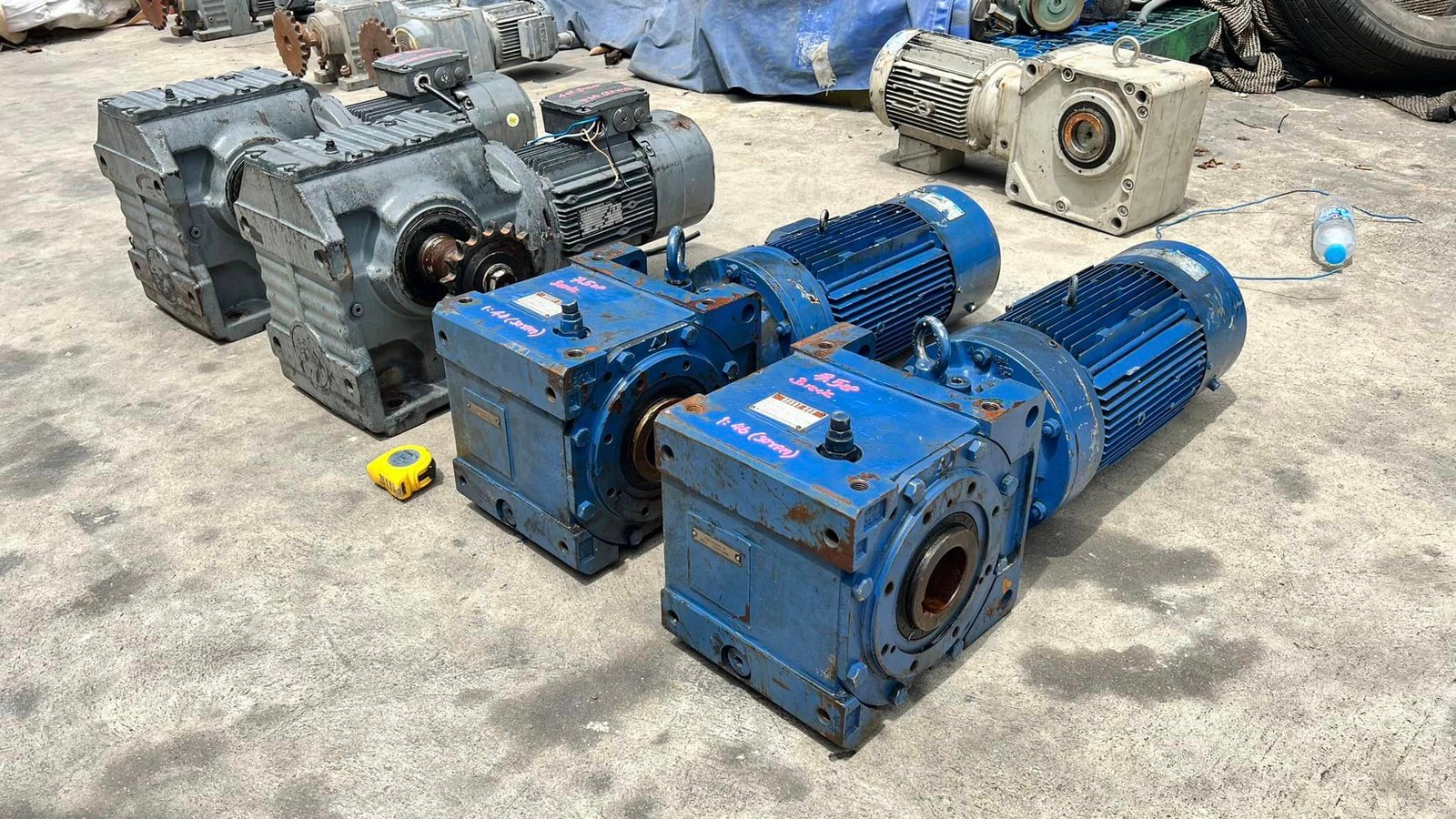 มอเตอร์เกียร์ทดกำลัง SEW & SUMITOMO 380V