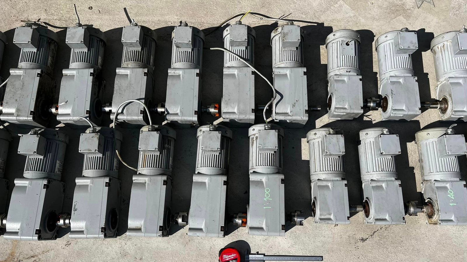 มอเตอร์เกียร์ทดกำลังญี่ปุ่น GTR GEAR JAPAN ขนาด 1-2 HP อัตราทด 1:30 1:40 1:80 1:100 ระบบไฟ 380V