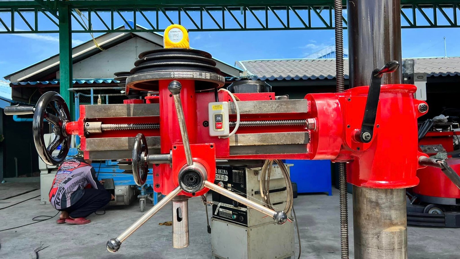 สว่านเรเดียล(สว่านแขน) แขน 700 mm ระบบไฟ 380V สภาพสวยพร้อมใช้งาน สว่านเรเดียล(สว่านแขน) แขน 700 mm ระบบไฟ 380V สภาพสวยพร้อมใช้งาน