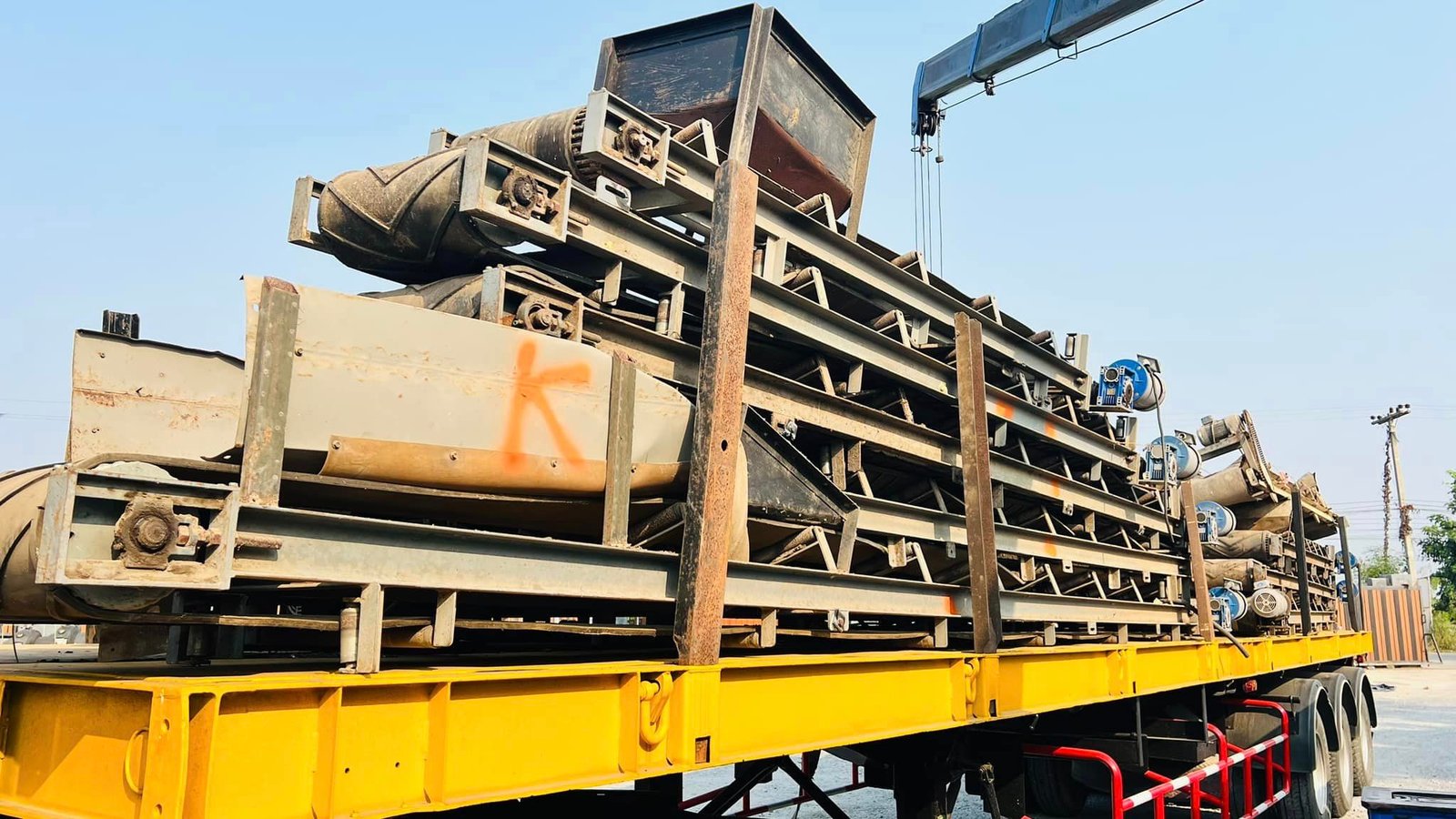 สายพานลำเลียง(CONVEYOR) ขนาดความยาว 2.2 - 5 เมตร มีเกียร์ต้นกำลังมาพร้อมทุกตัว ขนาด 2~3 HP ระบบไฟ 38 สายพานลำเลียง(CONVEYOR) ขนาดความยาว 2.2 - 5 เมตร มีเกียร์ต้นกำลังมาพร้อมทุกตัว ขนาด 2~3 HP ระบบไฟ 38